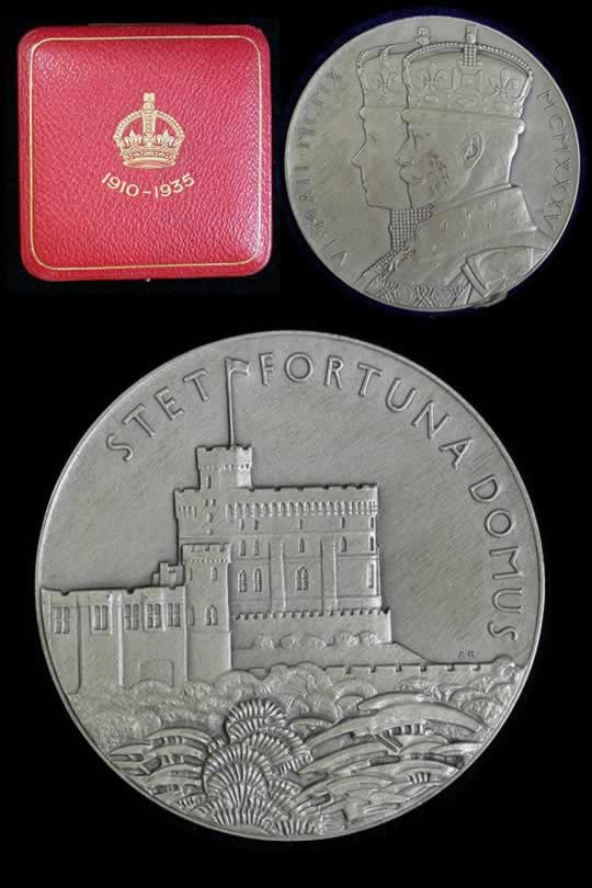 item571_A lovely George V Jubilee Medal in Silver.jpg